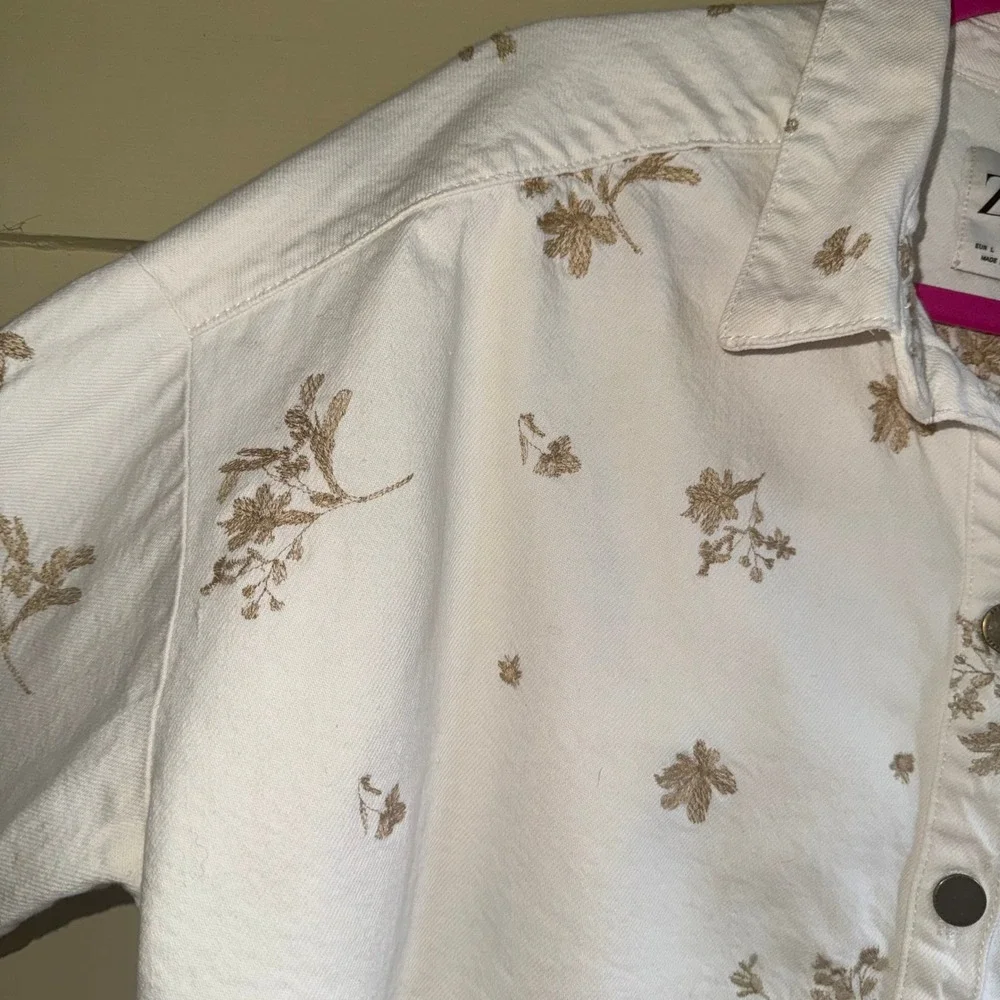 ZARA cropped denim embroidered jacket overshirt - Picture 6 of 10